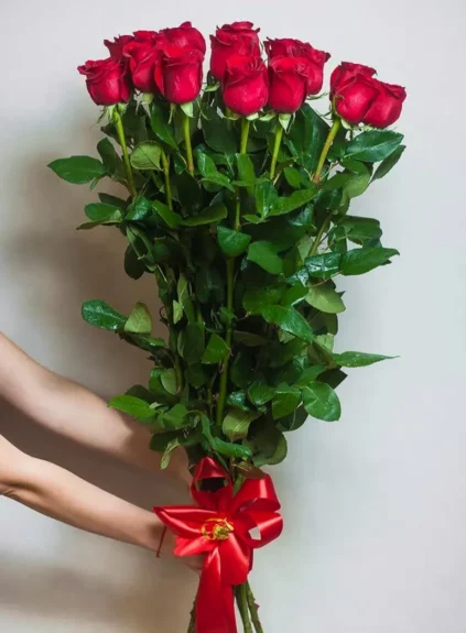 Букет красных роз 100 см