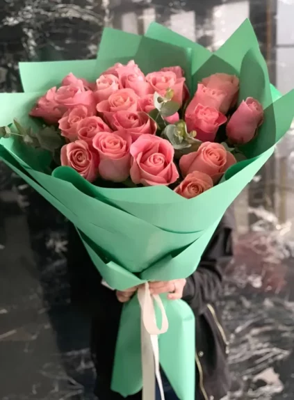 Букет из 21 розы Hermosa