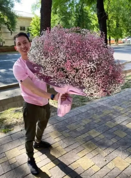 Букет из 25 нежных гипсофил