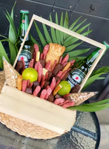 Мексиканский букет в корзинке