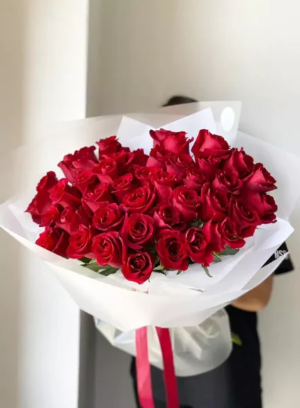 Букет из 45 красных роз