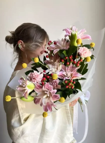Букет «Yarkaya zhizn»